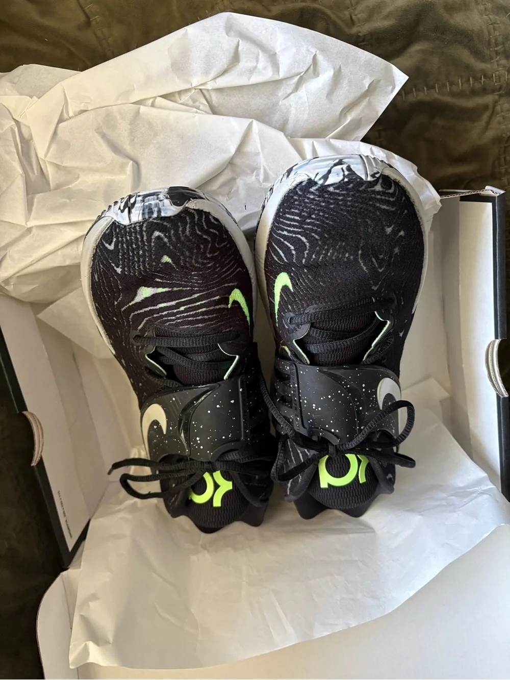 Kevin Durant XIV Nike KD 14 TB “Black/White/Volt” basketball shoes